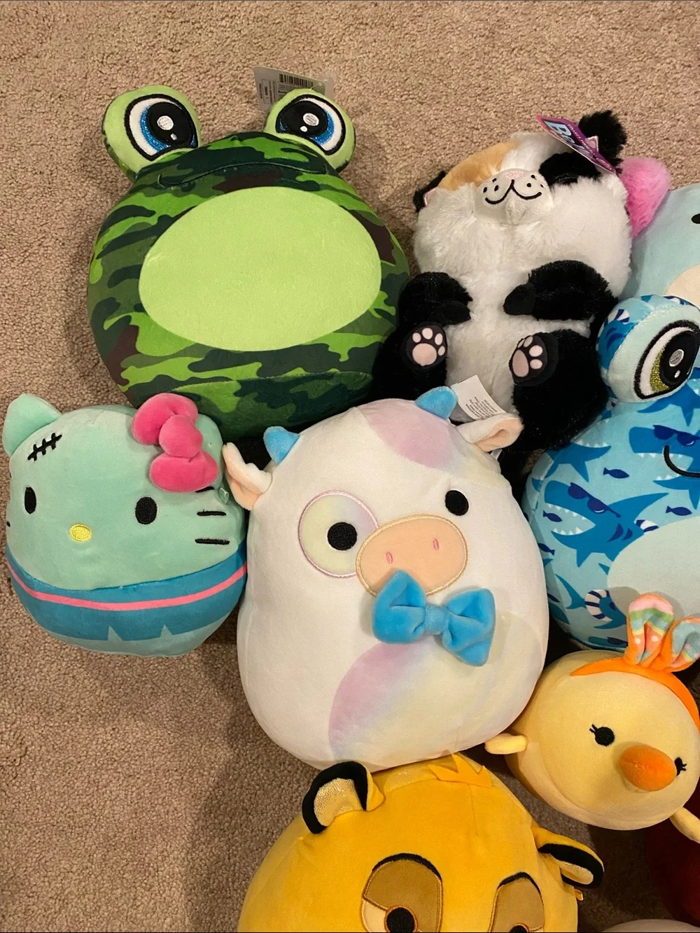 Assorted stuffed animal plushies NEW